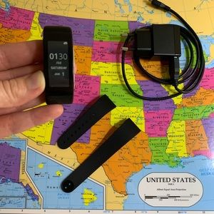 Sony smart watch with 2 bands and charger